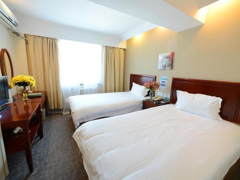 Gya West Youyi Road Subway Station Hotel 3*